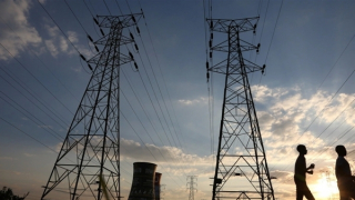 Cơn khát điện của châu Phi  và thách thức đối với năng lượng tái tạo