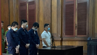 Người thiệt mạng, kẻ ở chung  thân chỉ vì cái nhìn