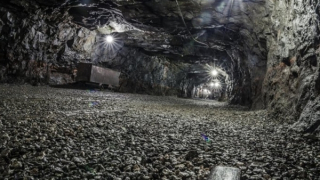 Sập mỏ vàng vùi lấp hàng chục công nhân Sudan