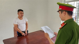 Mạo danh Công an "giải cứu" công ty tài chính, thu hồi nợ, văn phòng luật sư