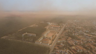 Bụi từ dự án sân bay Long Thành bay dày đặc khu dân cư