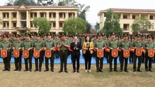 Hơn 700 CBCS Công an tỉnh Bắc Kạn so tài điều lệnh, quân sự, võ thuật và thể thao ứng dụng