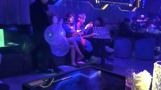 Hàng chục nam thanh, nữ tú hít bóng cười ở quán Pub Bob Lounge