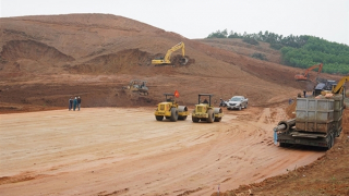 Đẩy nhanh tiến độ bàn giao 100% mặt bằng  đường bộ cao tốc Bắc – Nam