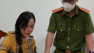 Truy tố “hotgirl” Tina Dương với 2 tội danh