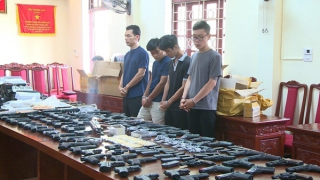 Khám phá ổ nhóm buôn bán súng đạn số lượng lớn