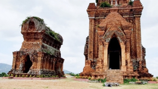 Bình Định bảo tồn di tích tháp Chăm gắn với phát triển du lịch