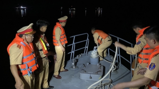 Thủ tướng Chính phủ yêu cầu nhanh chóng tìm kiếm, cứu nạn máy bay trực thăng rơi