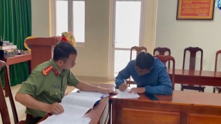 Đăng tin tuyển người đi đánh nhau trên Facebook để “câu like”