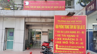 Cảnh giác với trung tâm dạy lái xe rởm