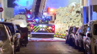 Sập nhà, lở tuyết gây thương vong lớn tại Pháp