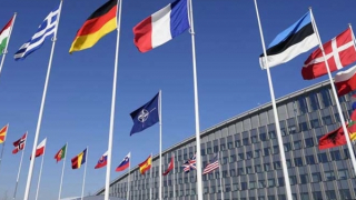 Bước ngoặt lịch sử của NATO