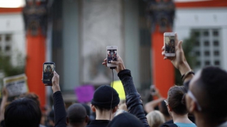 Vũ khí điện thoại