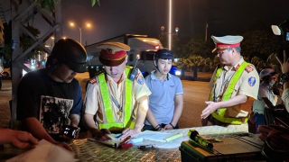 Xử lý vi phạm nồng độ cồn kết hợp tuyên truyền, giáo dục Luật Giao thông đường bộ