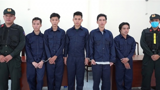 Gài ma túy để hãm hại bạn