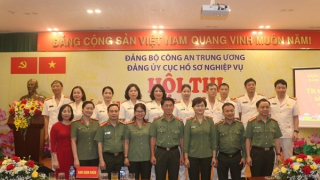 Tạo không khí thi đua mới trong các chi bộ thuộc Cục Hồ sơ nghiệp vụ