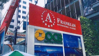 Học viện Apax Franklin Academy dạy học không phép?