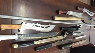 Kịp thời ngăn chặn vụ đánh ghen bằng mã tấu, đao, kiếm