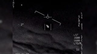 Mỹ công bố video UFO ở Trung Đông