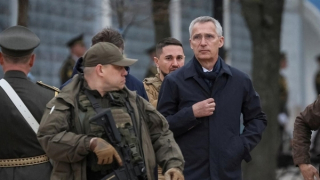 Tổng thư ký NATO đến Kiev