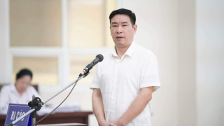 Xét xử phúc thẩm cựu Trưởng Công an quận Tây Hồ về tội nhận hối lộ