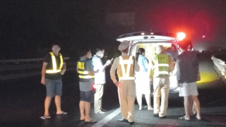 Va chạm liên hoàn trên cao tốc TP Hồ Chí Minh - Trung Lương, một người tử vong