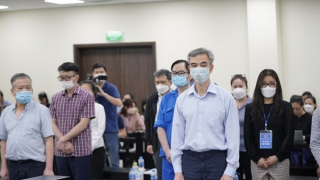 Cựu Giám đốc Bệnh viện Tim Hà Nội bị tuyên phạt 3 năm tù