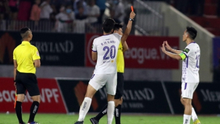 Nguyễn Văn Quyết bị phạt nặng: Thêm một vết gợn của V-League