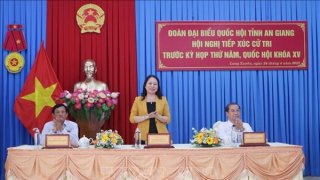 Cử tri An Giang phản ánh những vấn đề “nóng” với Phó Chủ tịch nước