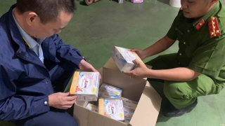 Thu giữ gần 9.400 hộp kem sữa đặc do nước ngoài sản xuất quá hạn sử dụng