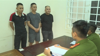 Bắt nhóm cho vay lãi nặng 600%/năm