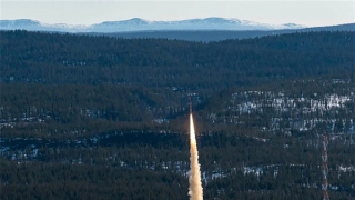 Tên lửa Thụy Điển bất ngờ rơi xuống Na Uy