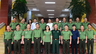 Thẩm tra dự án Luật sửa đổi, bổ sung một số điều Luật CAND tại Bộ Tư lệnh Cảnh vệ