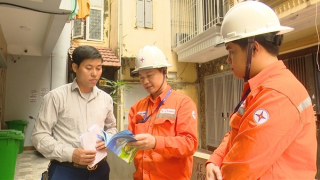 EVNHANOI vận động người dân hình thành thói quen sử dụng tiết kiệm điện