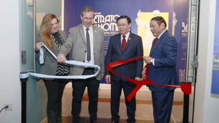 Chủ tịch Quốc hội dự chương trình nghệ thuật đặc biệt Việt Nam – Argentina