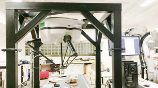 Dùng robot giải quyết khủng hoảng rác thải nhựa