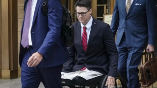 Ăn cắp tiền từ quỹ xây tường biên giới, cựu binh Mỹ nhận án tù