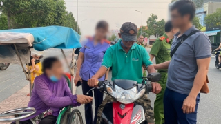 Bắt giam đối tượng cướp giật vé số của cụ bà ngồi xe lăn