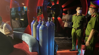 Ngăn chặn “bóng cười” đầu độc giới trẻ trong các quán bar phố cổ dịp nghỉ lễ 30/4