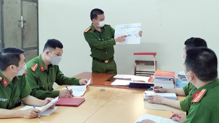 Triệt phá nhiều ổ nhóm hoạt động "tín dụng đen"