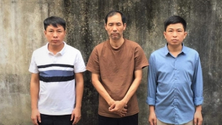 Bắt 3 đối tượng giả danh nhà báo "vận động" kinh phí hỗ trợ nhân dịp lễ