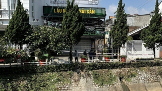 Hai nhóm "hỗn chiến", thanh niên 19 tuổi bị đâm tử vong