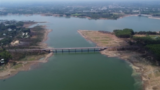 Hồ thủy điện Trị An về cận mực nước chết