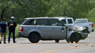 "Xe điên" lao vào đám đông khiến nhiều người chết gần biên giới Mỹ