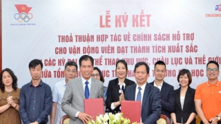 Hỗ trợ học bổng cho vận động viên đạt thành tích quốc tế