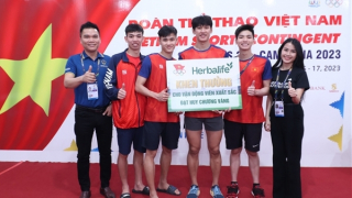 Herbalife Việt Nam thưởng nóng các VĐV Việt Nam đạt Huy chương Vàng đầu tiên tại SEA Games 32