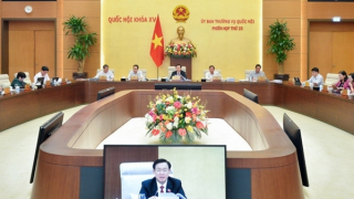 Sửa luật về xuất nhập cảnh để góp phần phục hồi, phát triển kinh tế sau đại dịch