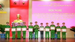 Nâng cao hiệu quả hợp tác quốc tế, ngăn chặn ma túy từ sớm, từ xa