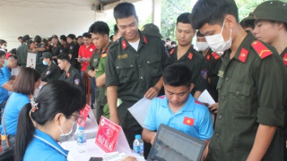 Hơn 200 CBCS Trung đoàn CSCĐ Đông Nam bộ hiến máu tình nguyện