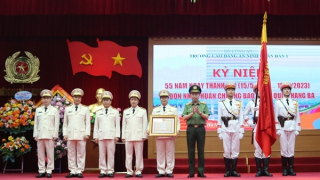 Trường Cao đẳng ANND I đón nhận Huân chương Bảo vệ Tổ quốc hạng Ba